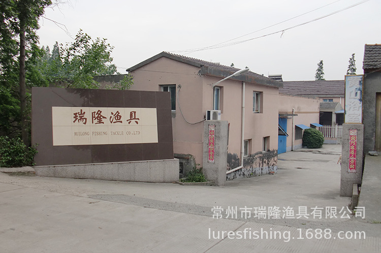 13厘米工厂直销路亚鱼饵 铅笔假饵与亚野路钩具的挂钩陷阱
